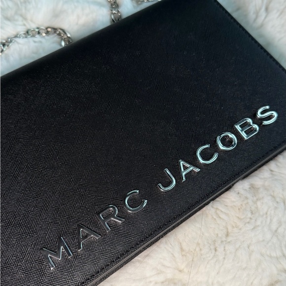 Marc Jacobs Black Crossbody with Silver Chain - Picture 2 of 8
